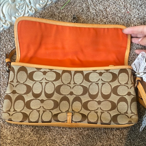 Coach Brown and Tan Hampton Shoulder Bag with Signature Design - Picture 4 of 5